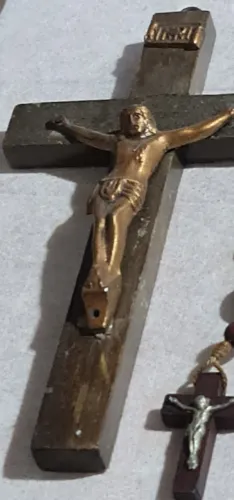Jesus Crucificado bronze 