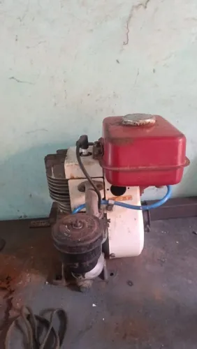 Vendo 2 motores de rabeta