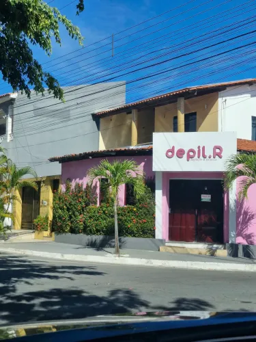 Aluga-se quartos femininos