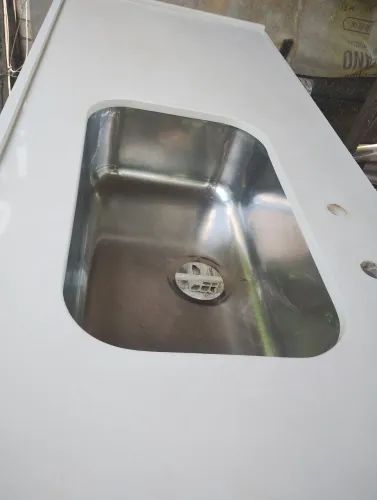 Piá de silestone branco