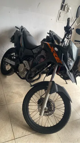Honda XRE 300 2019 ( shalom veículos )