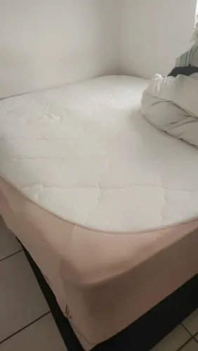 Cama de casal Queen + cama de solteiro