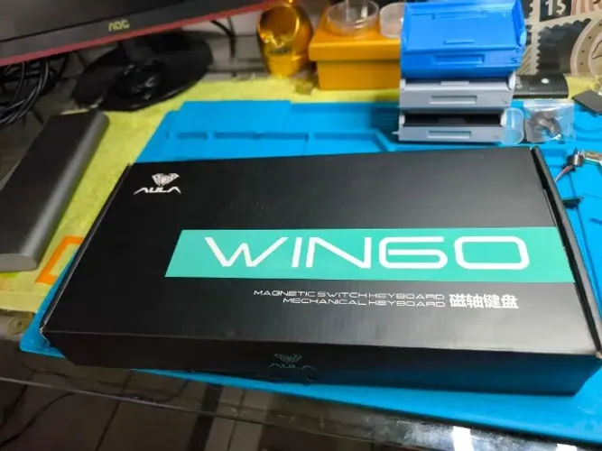 Teclado Magnético Gamer AULA WIN60 HE