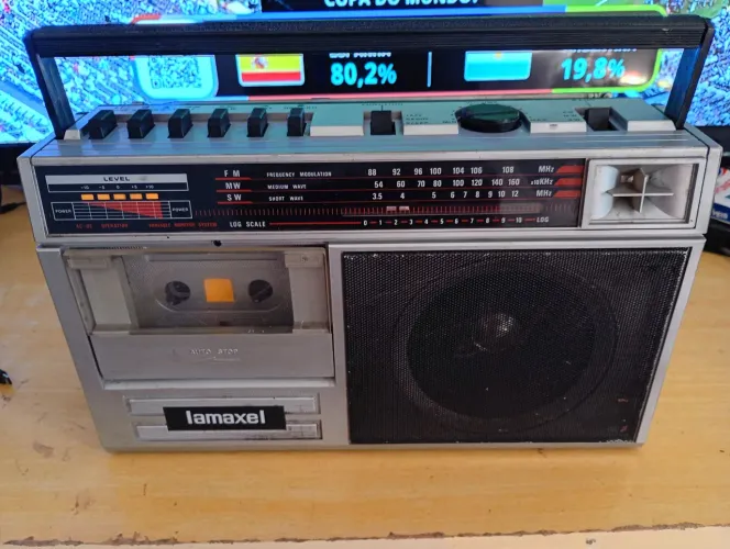 Rádio toca fita , para colecionador