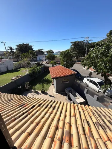 Triplex à venda a poucos passos da Praia dos Anjos- Arraial do Cabo