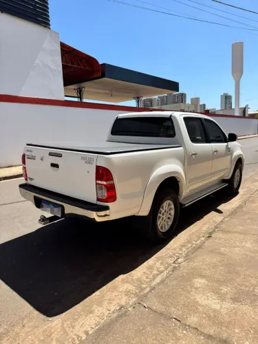 Toyota Hilux CD SRV 4X2 2.7 Flex 16V Aut. 2015