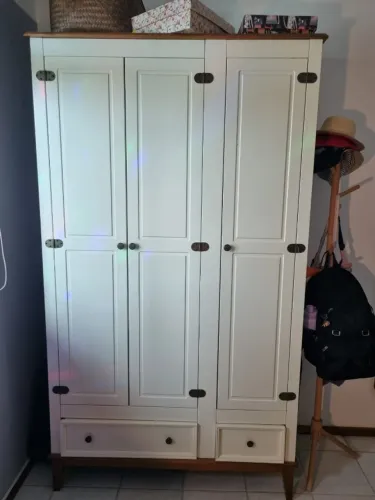 Guarda roupa 3 portas
