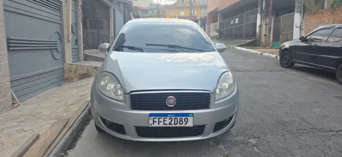 Fiat Linea Absolute 1.9/1.8 Flex Dualogic 4P 2013