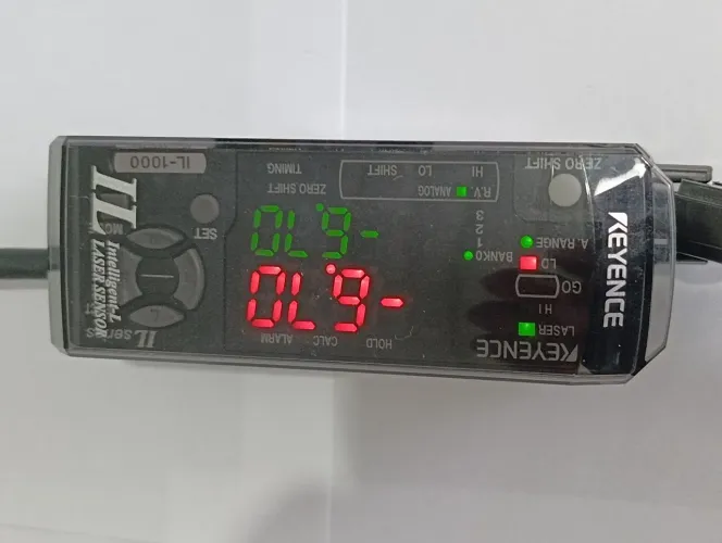 Sensor a laser + amplificador Keyence