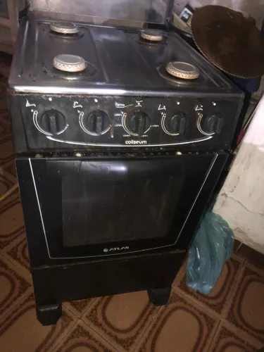 Fogão Atlas 4 Bocas Mesa De Inox Coliseum Plus Preto