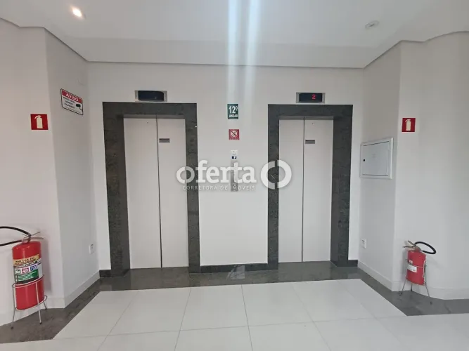 SALA COMERCIAL NO CENTRO DE CURITIBA - GALERIA LUSTOZA