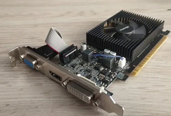 Placa de Vídeo Nvidia G210 1GB
