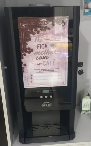 Máquina de café, capuccino, chá e etc...