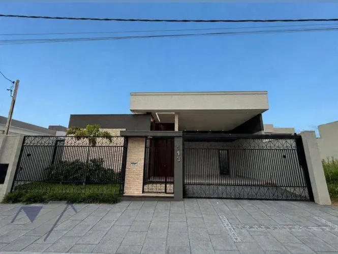 Casa com 3 dormitórios à venda, 206 m² por R$ 1.950.000,00 - Tropical III - Cascavel/PR