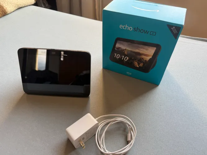 ALEXA ECHO 8 SHOW