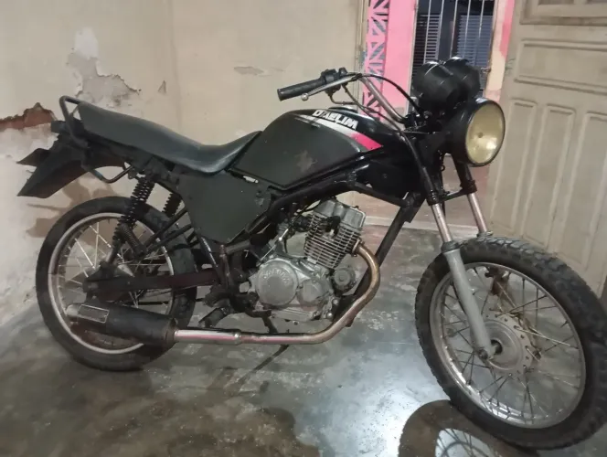 Daelin Altino pra vender ou trocar por outra moto