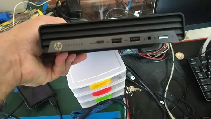 HP MINI RYZEN 3-PRO,16GB DDR4,SSD MVME 256GB,Wi-Fi,BLUETOOTH.