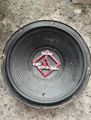 Auto Falante Bomber Up