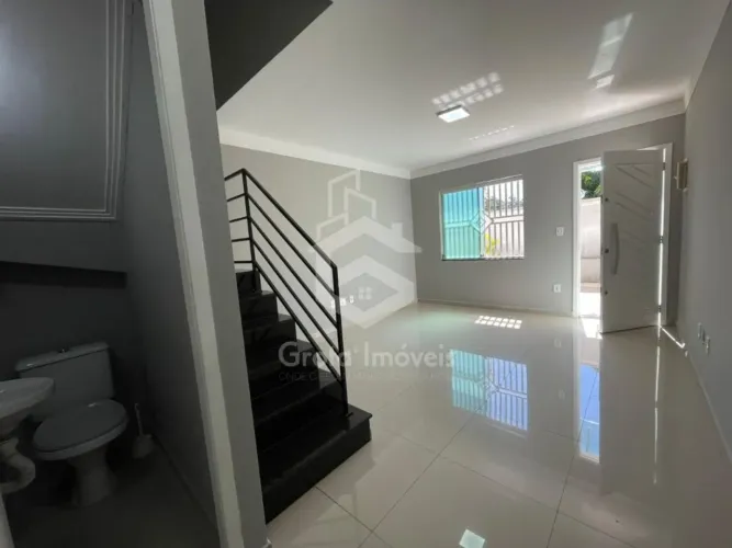Sobrado em Condomínio Fechado em Itaquera, 4 dorms, 3 suítes, 2 vagas, 128m²