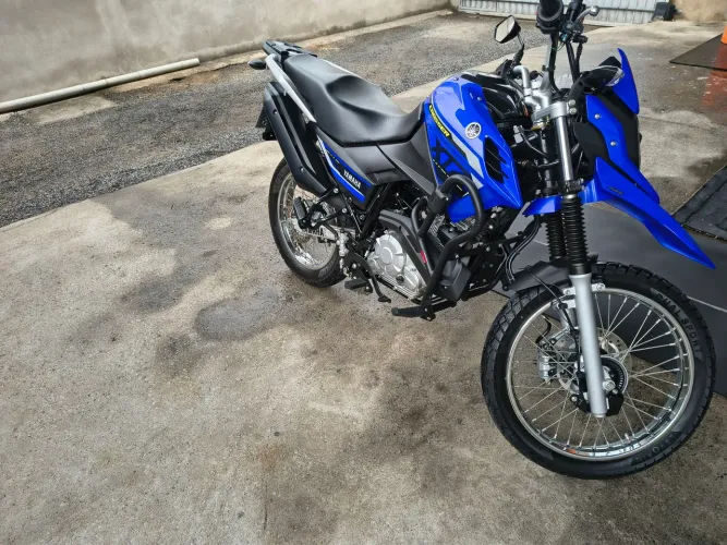 Vendo Yamaha XTZ 150 corsser 2024/25 com 2800 km