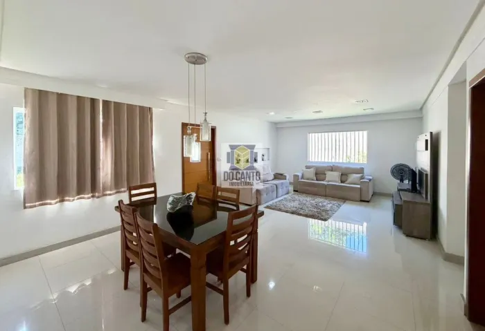 Casa à venda em Vitória, Tabuazeiro, com 3 quartos, com 278.59 m²