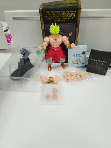 Broly Bestie Deities Kong Studios S.H Figuarts