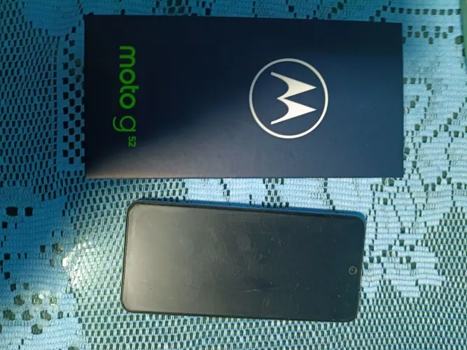 Celular moto g52 semi novo
