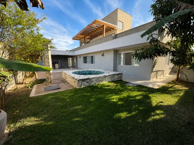 Casa em Condomínio para Locação em Rio das Ostras, Alphaville, 4 dormitórios, 2 suítes, 3