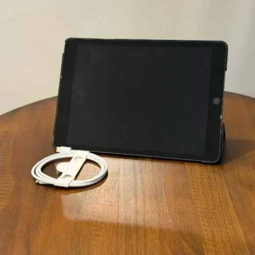 iPad 9ª Geração 64GB Cinza-Espacial