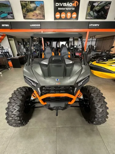 UTV RZR PRO XP ULTIMATE ano 2024