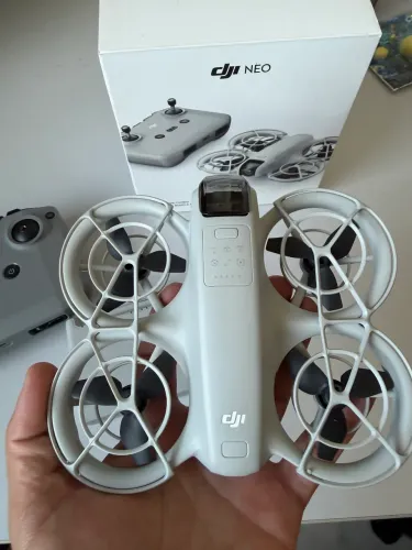 DJI Neo completa