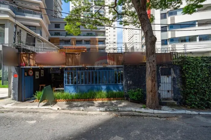 Terreno Comercial no Brooklin com 279m²