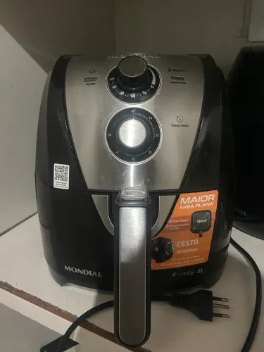 Airfryer, mondial, modelo family de 4 L,Voltagem V220,Estado: Excelente estado/Pouco usada