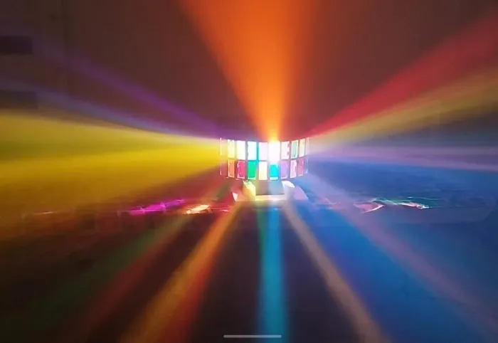 Iluminação Multi-Raios