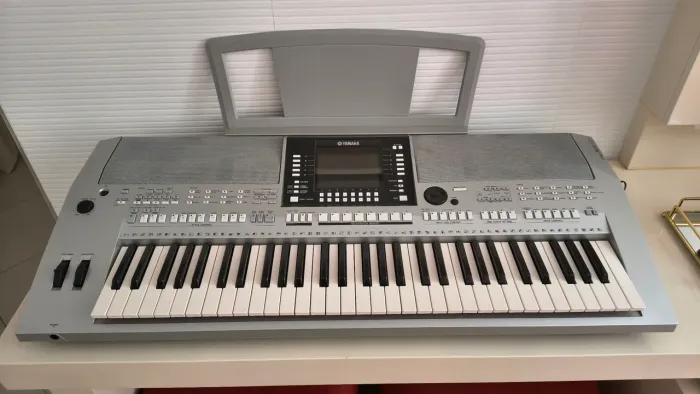 Teclado Yamaha PSR S910