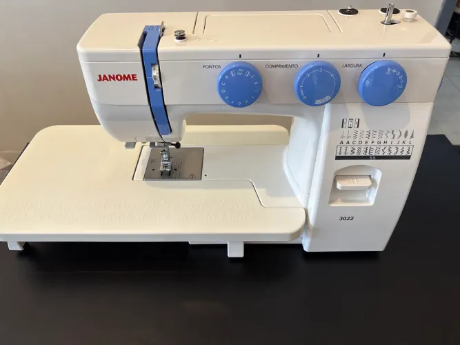 Máquina de Costura Janome 3022