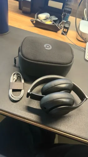 Fone de Ouvido (Headset) - Beats Studio Pro (Preto)