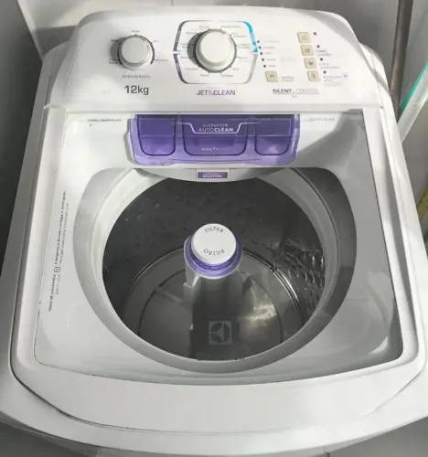 Máquina de lavar 12 kg