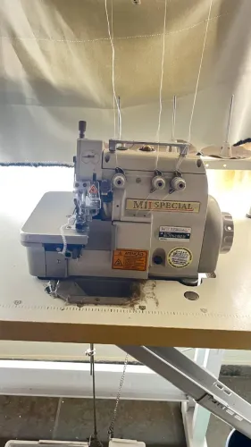 Máquina Overlock 3 fios Mil Special Motor Direct Drive 110V