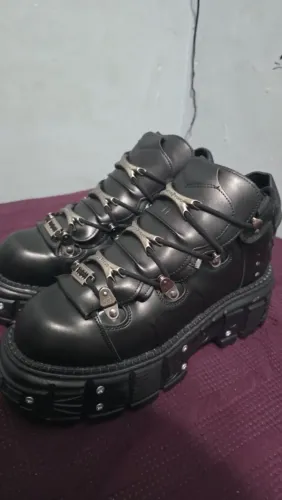 Bota New rock (nova)