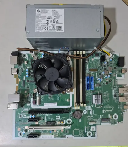 placa mãe HP elite SFF 800 G9+ processador i7 12700