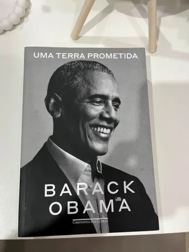Uma Terra Prometida - Barack Obama. 750 páginas - como novo