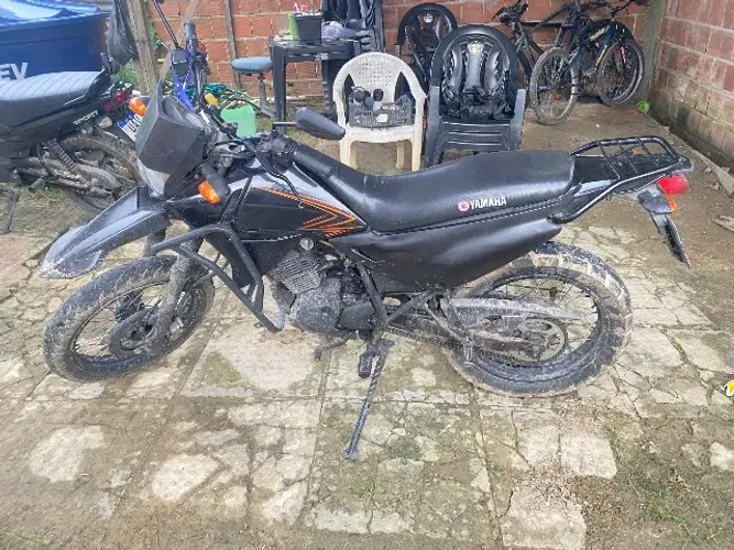 Yamaha Xtz x 125cc partida elétrica freio a disco