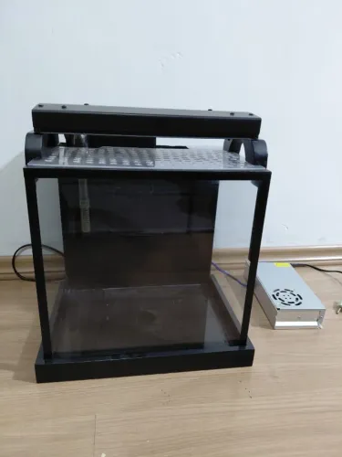 Vendo aquário de 22 litros