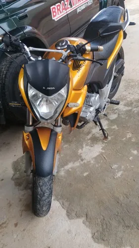 Honda cb 300r