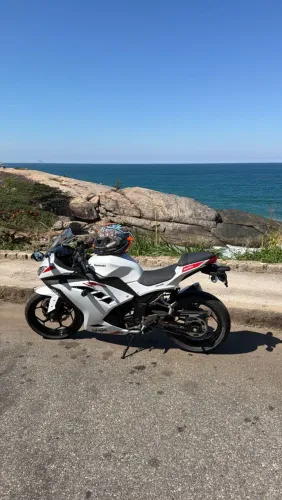 Kawasaki ninja 300