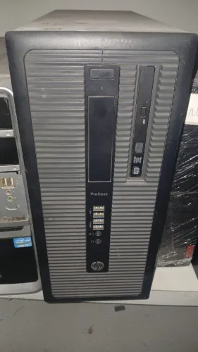 CPU HP "i5 de 4g 4gb de ram 220gb SSD"