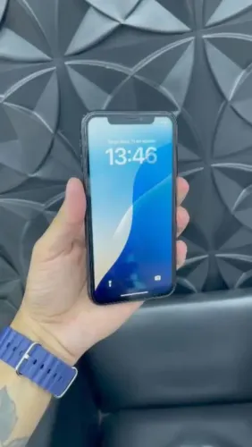 iPhone XR, 256gb, capacidade da bateria 100% ,face tudo ok
