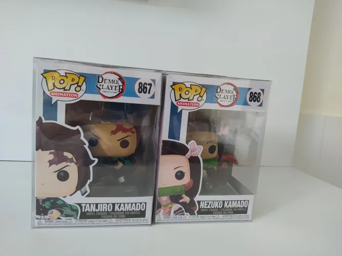 Funko pop Demon Slayer Tanjiro e Nezuko novo na caixa