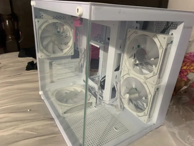 Gabinte gamer Aquário em vidro com 4 fans rgb (Gb1797) 